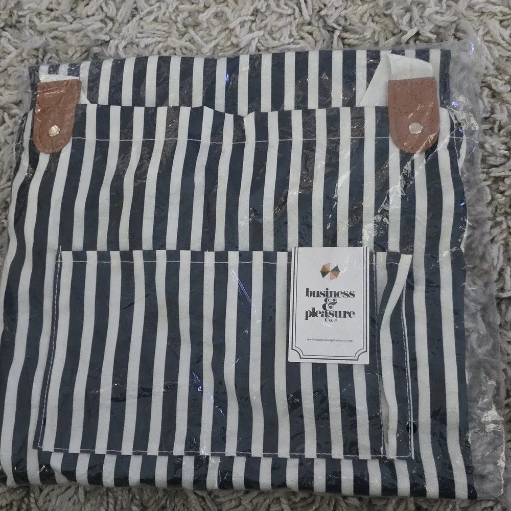 Business & Pleasure Co. Lauren's Navy Stripe Apron
